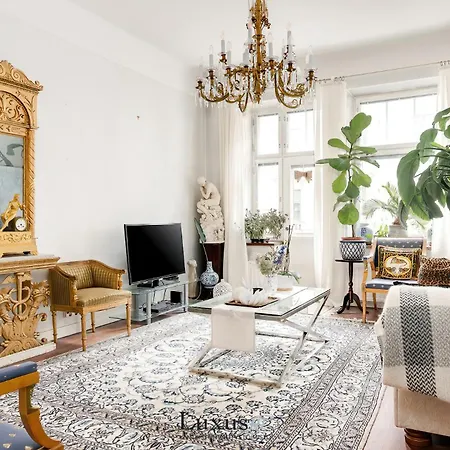 Elegant In The Center