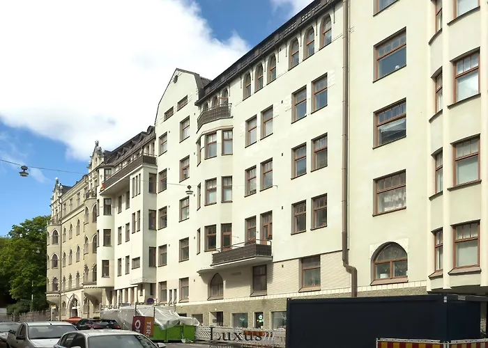 Elegant In The Center ヘルシンキ