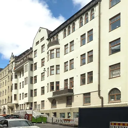 Elegant In The Center 赫尔辛基